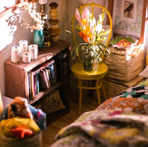 Alice’s Dreamy Bedroom DIY Dollhouse Room Kit
